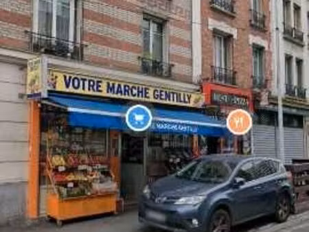 mur d'un local commercial loué 3/6/9 + cave de 30m²