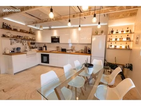 maison de ville de charme 104 m² habitables – centre historique de gigean – 3 chambres – g