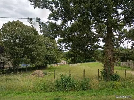 terrain 1 500 m² saint genes de lombaud