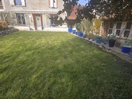 maison 5 pièces 130 m²