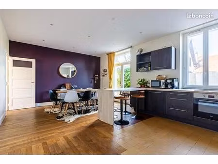 appartement t2/3 grande terrasse