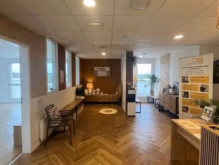 local professionnel beauté / bien-être