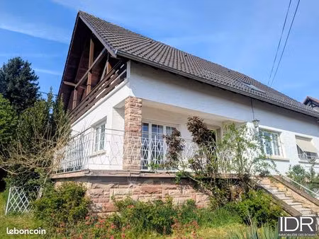 maison 6 pièces 195 m²