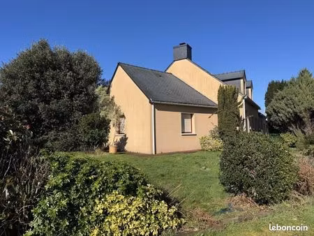 maison 6 pièces 180 m²