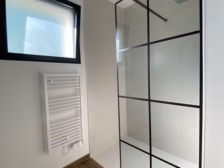 maison - 5 pièces - 110 m²