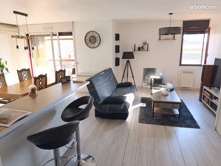 vend appartement t4 4e étage refait à neuf entre arènes et pattes-d'oie