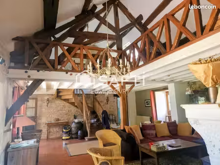 propriété 6 pièces 200 m²