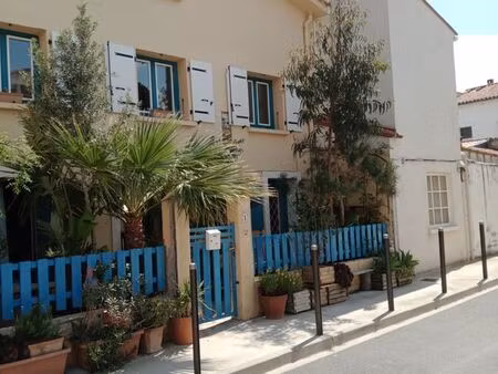 vends maison de village 4 pièces en bord de mer avec terrasse