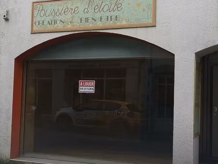 a louer / location - local commercial/bureau - 25m2 - proche du centre-ville d'auray