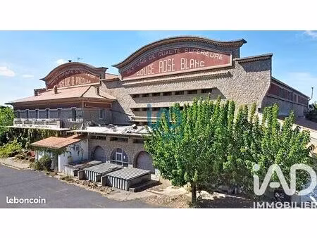 local 1200 m² pouzolles