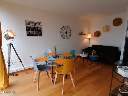 à vendre appartement 38 mètres carrés proche plage