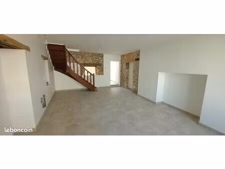 maison de ville rénovée – 85 m² – 3 chambres – patio – dpe a – clisson centre