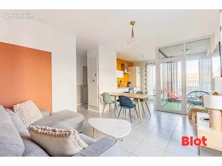 appartement 3 pièces 61 m²