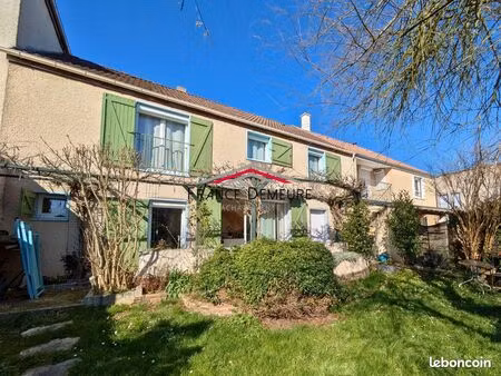 maison 6 pièces 112 m²