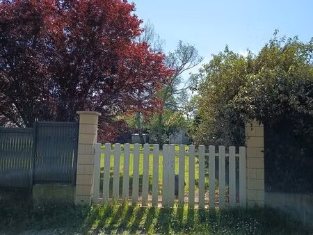 terrain à bâtir entièrement clos 608 m² – calme  proche gare d'oudon