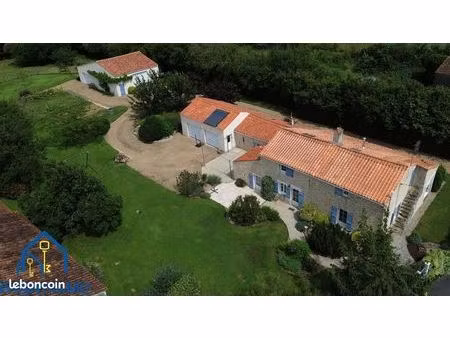 longère 7 pièces 167 m²