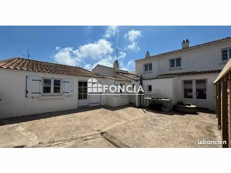 ile de noirmoutier - noirmoutier centre-ville - maison à rafraîchir à 500m de la rue piéto