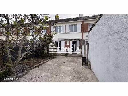 hôtel de ville - 5 pièces - 80 m2