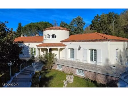 particulier vend exceptionnelle propriété sur vieille-toulouse : maison de maître de 433 m