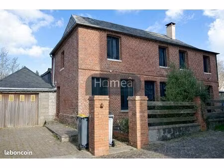 maison 5 pièces 141 m²