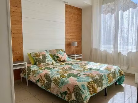 t2 meublé dans le quartier des docks