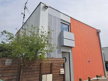 pavillon 5 pièces 104 m²