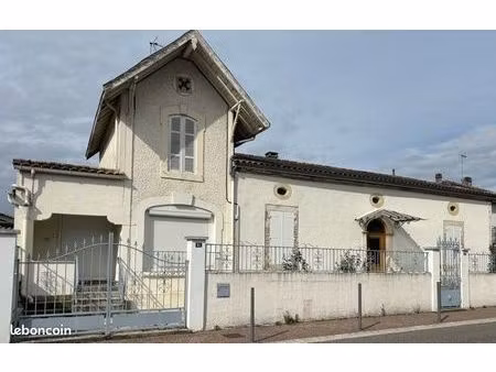 maison - 160 m2 - 6 pièces