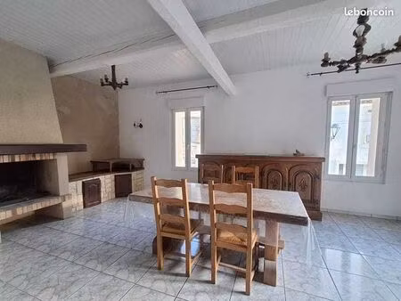 maison 100 m2 53500 ernee