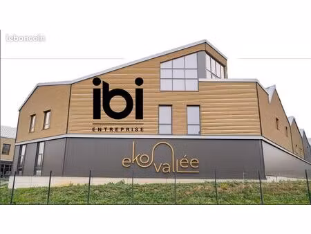 local 355 m² groslay