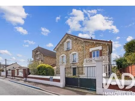 maison familiale 7 pièces 163 m²