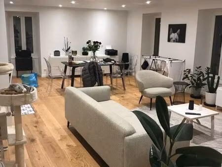 appartement 2 pièces avec parking et jardin