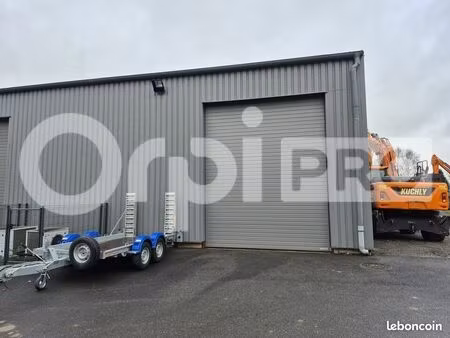 local d'activité 460 m²