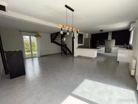 maison 4 pièces 90 m²