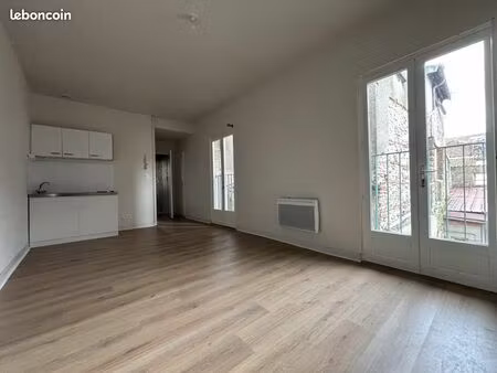 immeuble rénové 5 appartements