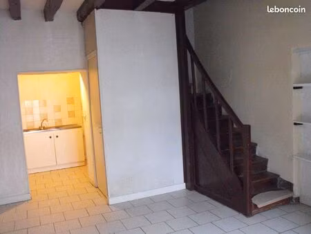 a louer villandraut maison de ville t2 60 m2