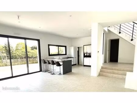 maison 5 pièces 137 m²