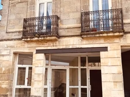 local pro rdc lumineux quartier sainte croix