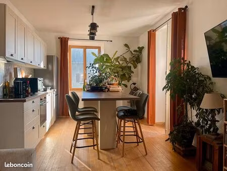 appartement 3 pièces 52 m²