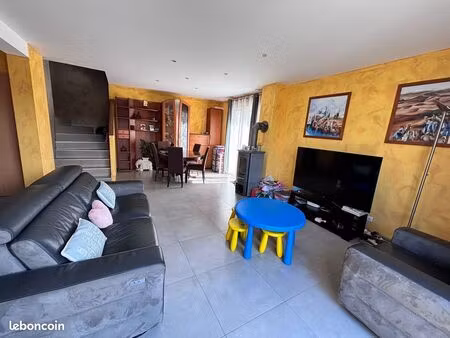 maison - 100 m² - 5 pièces