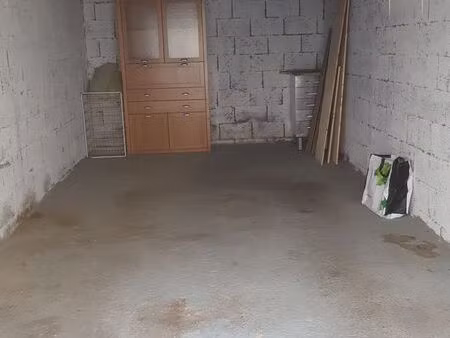 garage de 16m2 dans le parc thermal de saint-gervais-les-bains