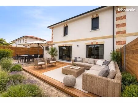 maison 6 pièces 114 m²