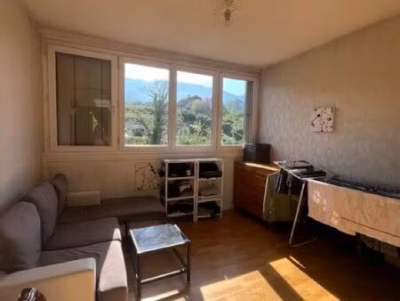 a louer t3 de 60m2 aix les