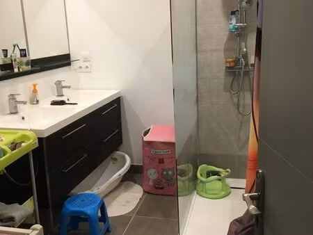 a louer maison de ville de 90m2 yenne centre