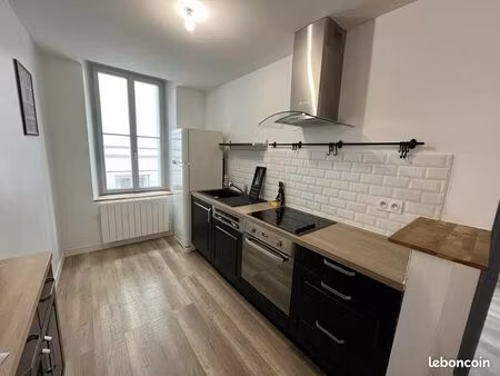 immeuble 5 pièces 123 m²