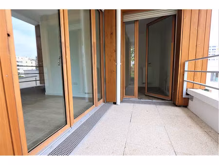 meudon 3p 63m2 immeuble recent