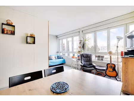 beau 2 pièces baigné de lumière