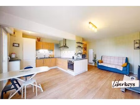grand t2 - balcon terrasse - double parking