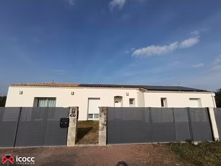 maison de plain pied de 128 m² de 5 chambres + bureau sur un terrain de 1140 m2