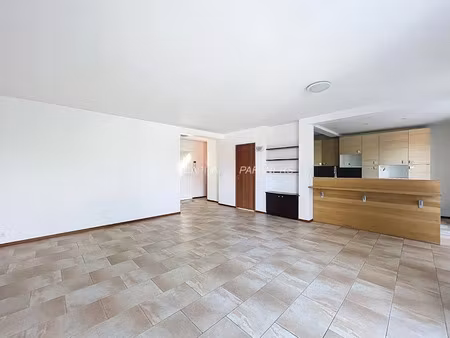 location maison 7 pièces 147 m² à rueil-malmaison (92500)  3 800 €