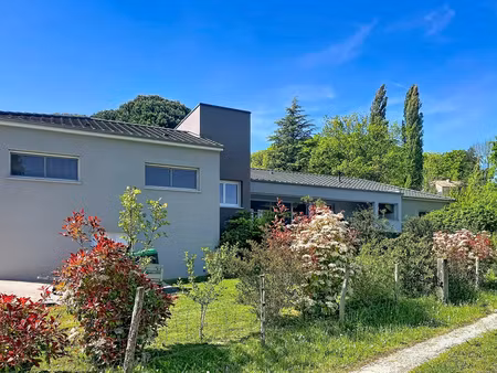 villa plain pied vue panoramique vayrac